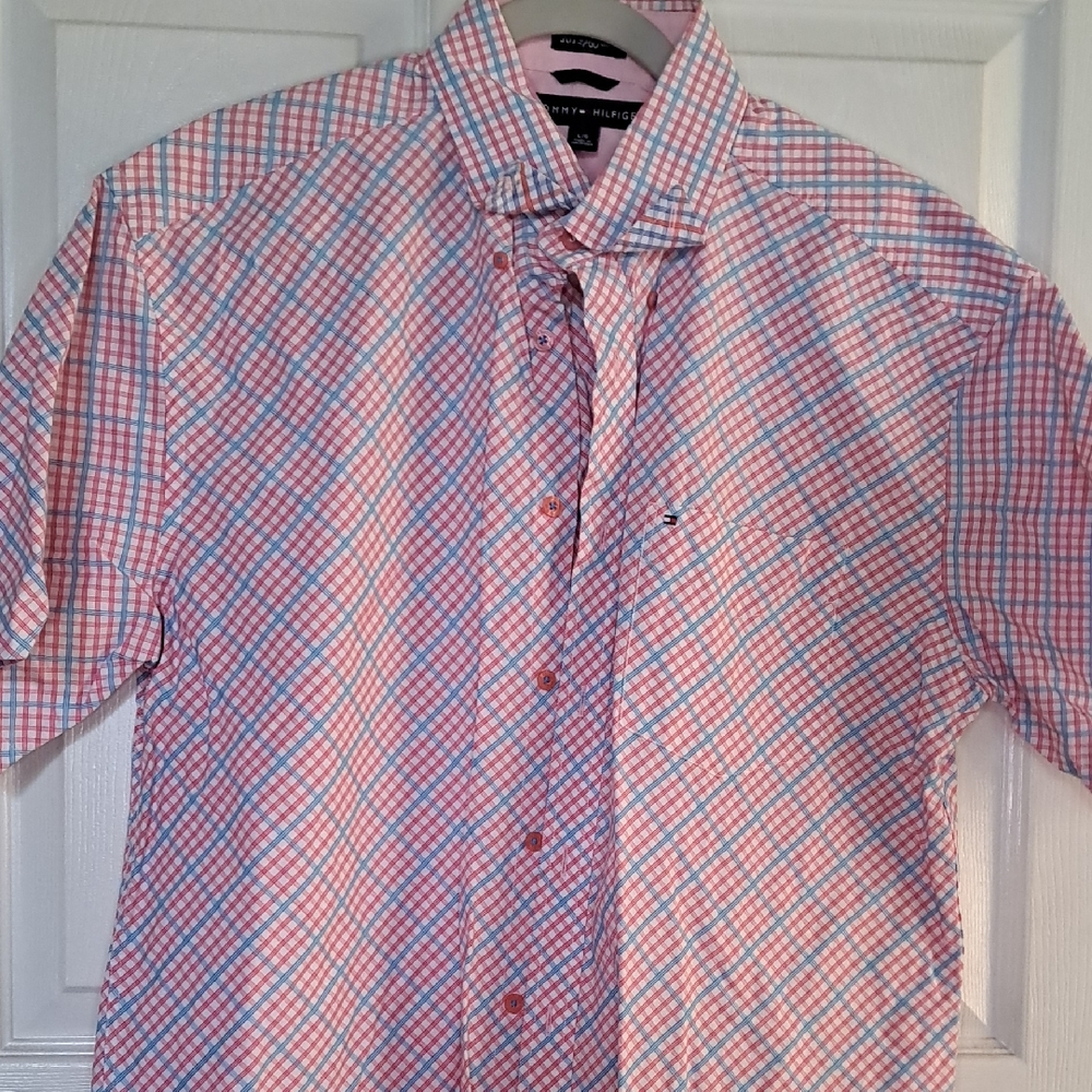 Tommy Hilfiger Men's Casual Pink and Blue Plaid Shirt